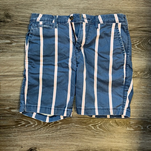 American Eagle Shorts - Picture 1 of 3